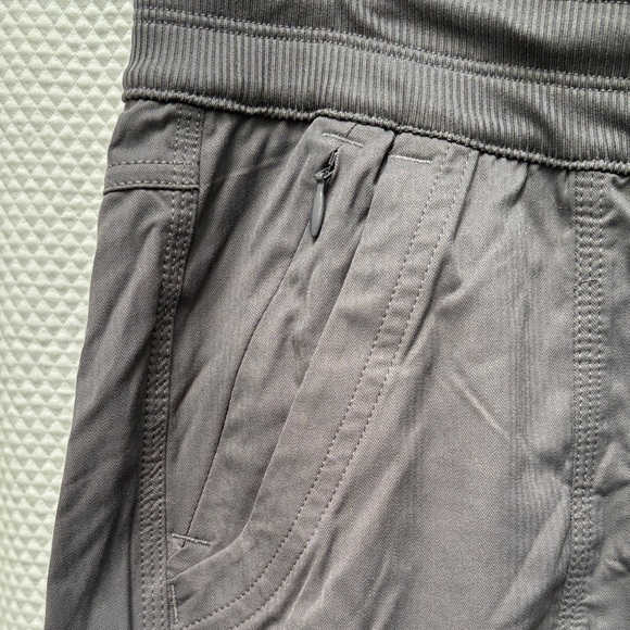 The North Face Hiking Pants - Picture 3 of 8